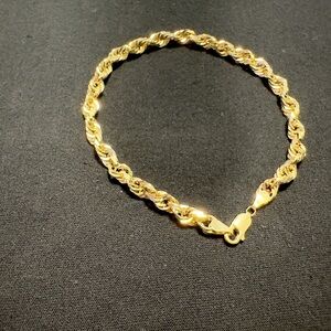 10 K Gold 9-Inch Bracelet-14 Grams of Bold Elegance